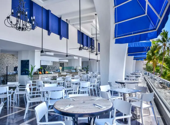 Aquamarina Krystal® Beach Acapulco Aquamarina Krystal® Beach Acapulco