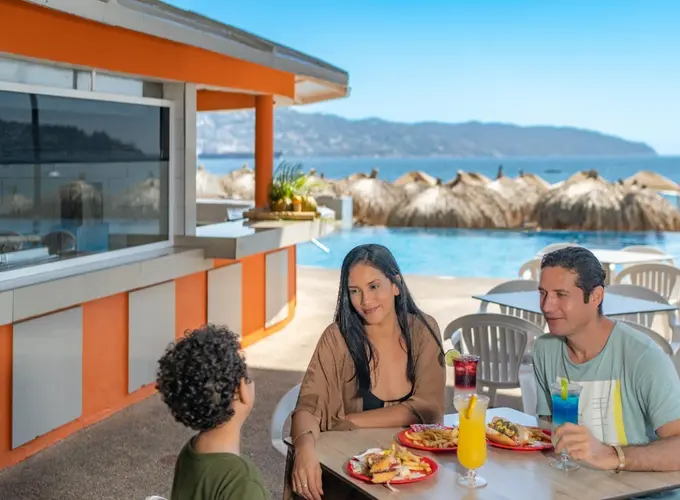 Beach bar Krystal® Beach Acapulco Beach bar Krystal® Beach Acapulco